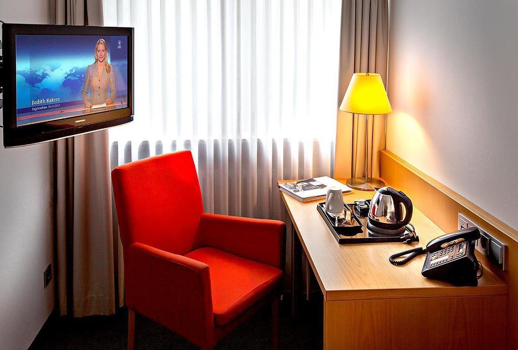Hotel Spenerhaus Frankfurt am Main Buitenkant foto