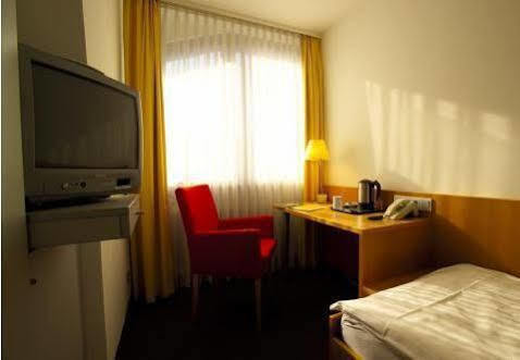 Hotel Spenerhaus Frankfurt am Main Buitenkant foto
